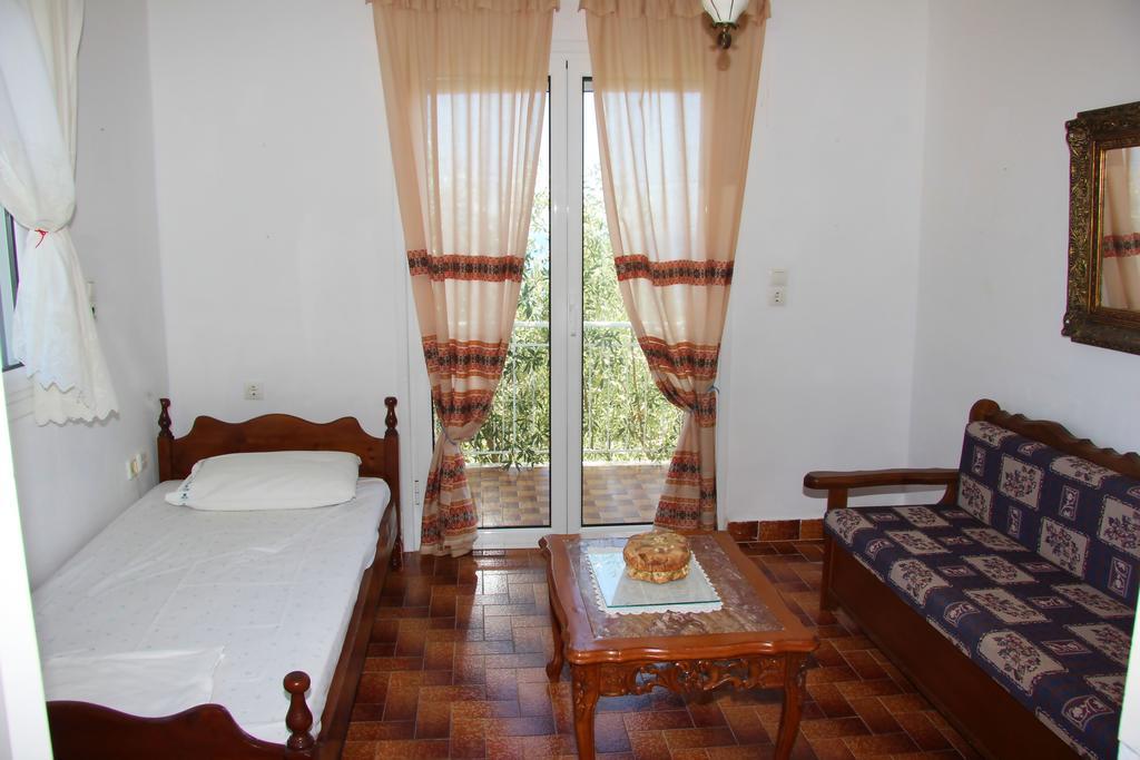 Eleni Houses Kompoi Экстерьер фото